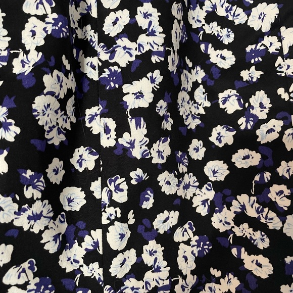 Express floral pencil skirt NWT size 0 - Picture 2 of 4